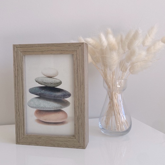 Set of three Wooden freestanding frames with card stock images - Picture 3 of 9